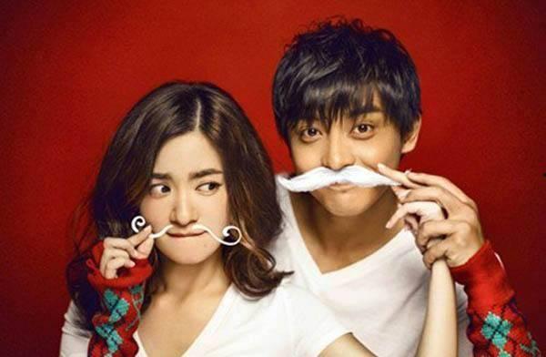 李佳航学生生活照,青春洋溢的学生风采