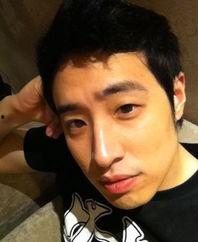 潘玮柏生活照,揭秘明星私下的真实日常